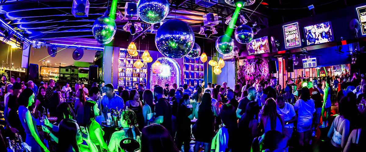 ibar_walking_street_pattaya_Terrace