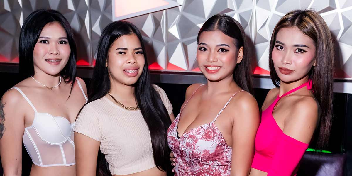 Club_Insomnia_Walking_Street_Pattaya_Carousel_5