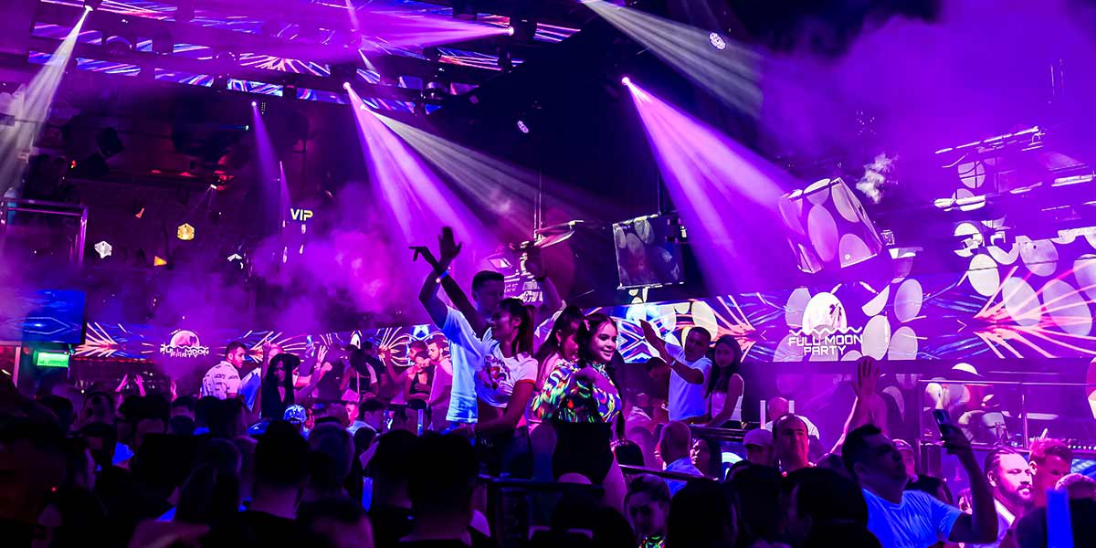 Club_Insomnia_Walking_Street_Pattaya_Carousel_9